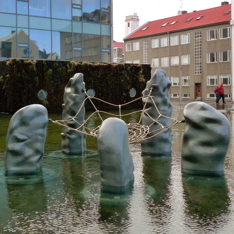 Prjonakerling – Hélène Magnússon