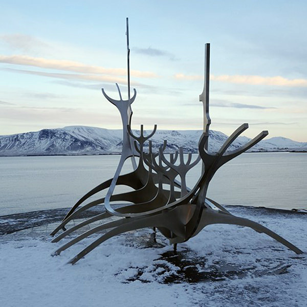 Prjonakerling – Hélène Magnússon