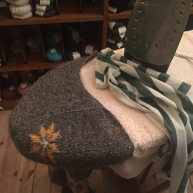 Prjonakerling – Hélène Magnússon