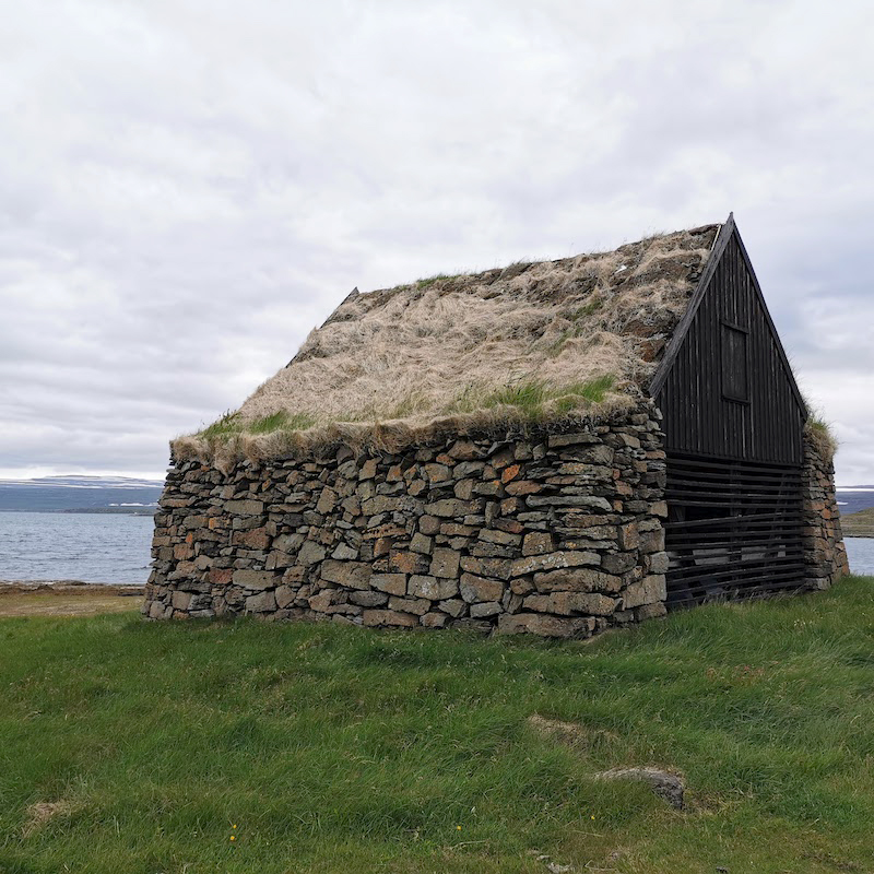 Prjonakerling – Hélène Magnússon